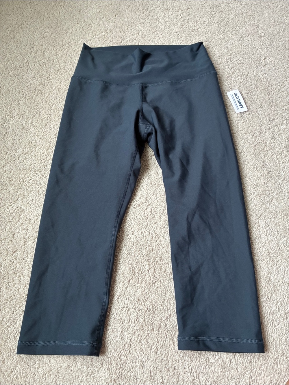 Old Navy Black Womens petite size M Crop Performance Leggings